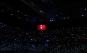 详解棒球规则中的“球衣颜色冲突”主场与客场装备的选择优先级